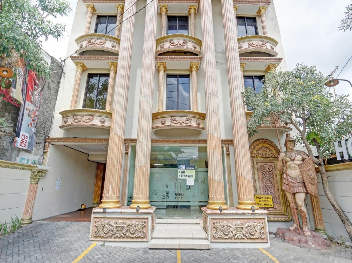 Oyo 90695 Srikandi Nologaten Hotel ยอกยาการ์ตา ภายนอก รูปภาพ